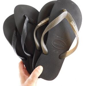 Havaianas Black Womens 7/8 Flip Flop Sandals, Lot of 2 Pair Beach Thongs EUC
